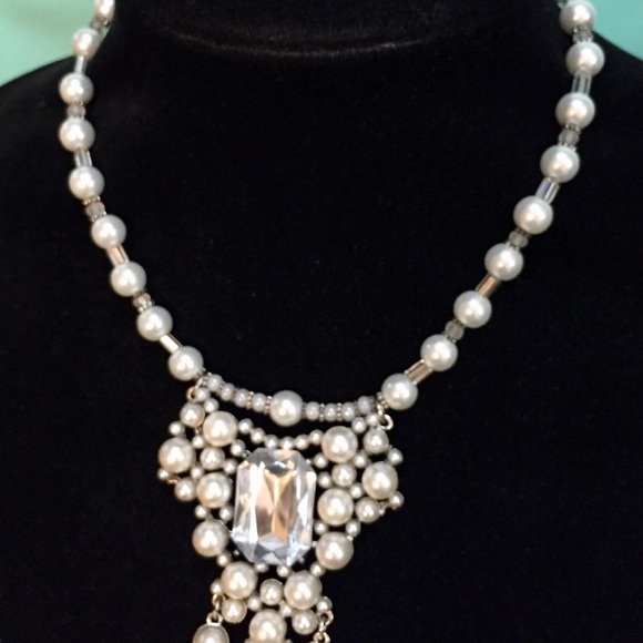 🇺🇸White Pearl, Rhinestone,Statement Necklace Set - Picture 4 of 4